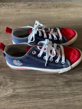 Skicks Navy and Red Canvas Sneakers with White Laces